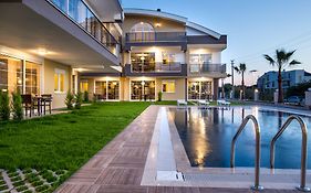 Lara Beach Homes